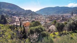 Residential Plot  De son dameto. Construye tu futuro solar en esporles con gran potencial y excel