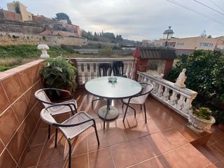 Casa adossada  Carrer pineda-clariana. Adosada en venta en castellet i gornal clariana .