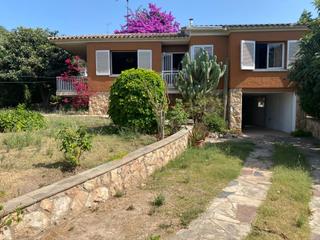Casa  Carrer orquideas. Casa independiente en banyeres del penedes zona priorato de bany