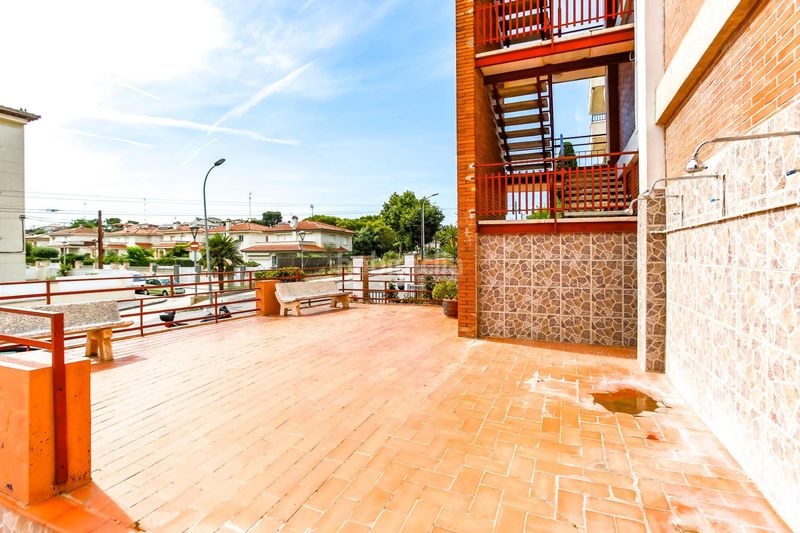 Foto f5d85004-e263-46bf-9fd9-bc213190a609. Pis amb calefacció a Cunit residencial Cunit