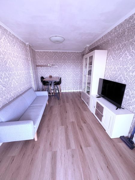 Foto f76c7c76-5e41-4dcf-9899-1a2eb8ad20a3. Pis amb calefacció a Cunit residencial Cunit