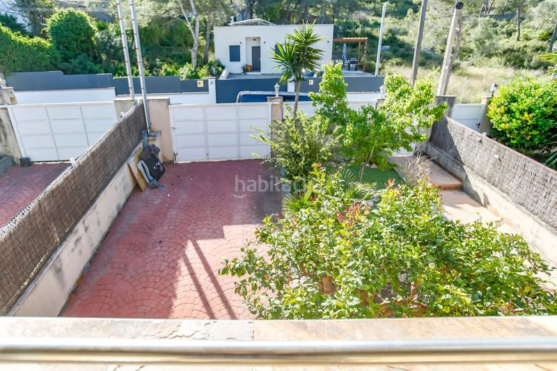 Foto 48a34571-d8dd-4042-a2eb-1500e9305eab. Casa adossada amb calefacció aparcament piscina a Canyelles
