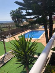 Casa a schiera  Carrer s antoni. Casa adosada con piscina comunitaria en la torregassa sant jaume