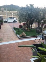 Reihenhaus  Carrer s antoni. Casa adosada con piscina comunitaria en la torregassa sant jaume
