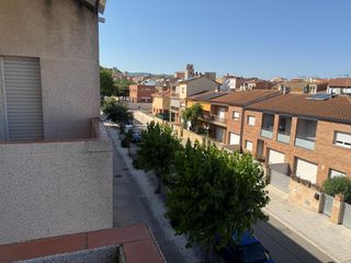 Appartamento  Saragossa. Luminoso y amplio piso en venta en banyeres del penedes .