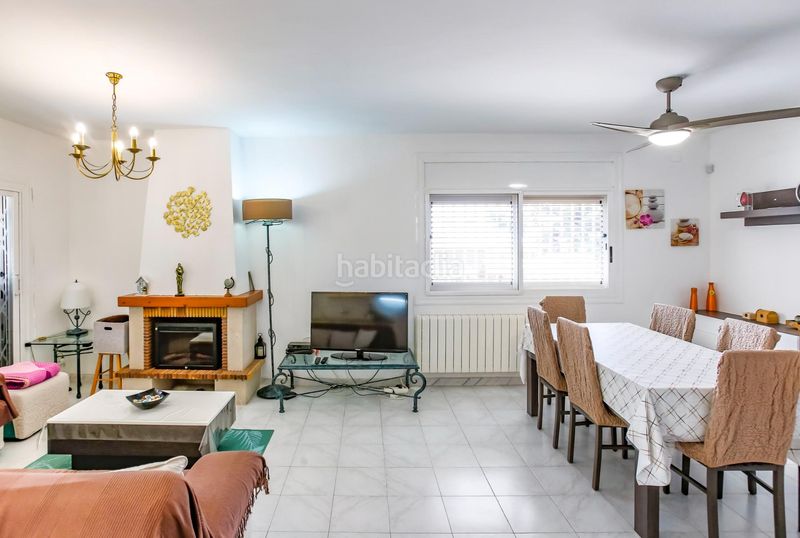 Foto d66657ca-162d-45d3-8090-f6c5fb4c410a. Casa adossada amb calefacció aparcament a Els Masos - Els Garrofers Coma-ruga