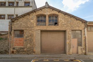 Edificio en Sant Quirze de Besora. Edificio en venta en sant quirze de besora