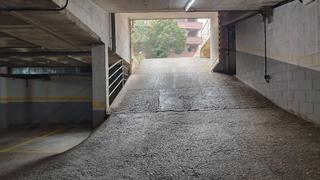 Parking voiture à Eix onze de setembre 25