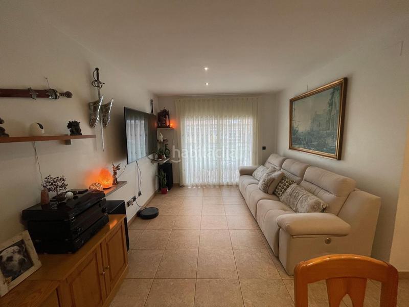 Foto 450a3787-5fd7-42a6-a453-4b4783362352. Maison jumelée avec chauffage parking dans Manlleu