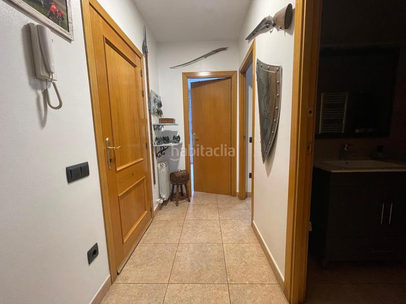 Foto 5541ec00-2819-42e4-afc1-1545caee92db. Maison jumelée avec chauffage parking dans Manlleu