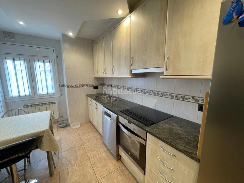 Foto c34ff986-9538-41c4-9471-b805dc5756b1. Maison jumelée avec chauffage parking dans Manlleu