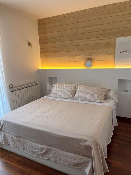 Foto 0ced3e6d-d11e-4744-aba3-65ddf5d8b0c1. Semi detached house with heating parking in Estadi-Santa Anna Vic