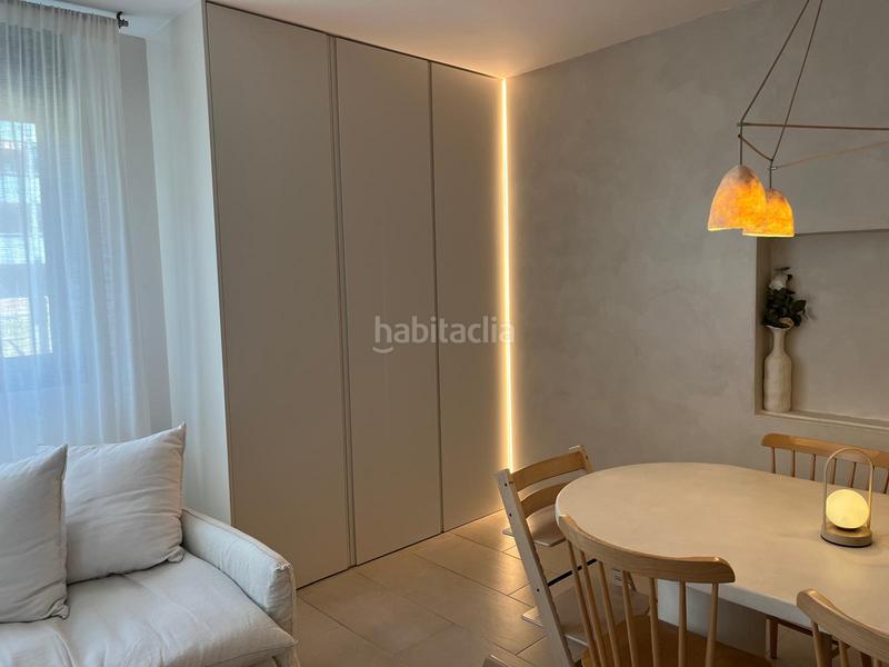 Foto 5d5bb66c-9c3b-496f-8fee-c92a4db659bb. Semi detached house with heating parking in Estadi-Santa Anna Vic