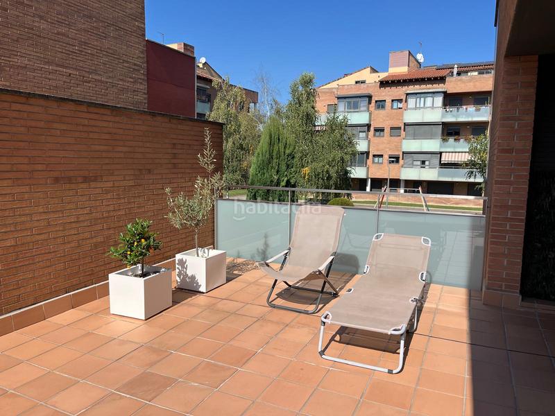 Foto f4623a54-8644-4277-bec0-0c8a7d515a5f. Semi detached house with heating parking in Estadi-Santa Anna Vic