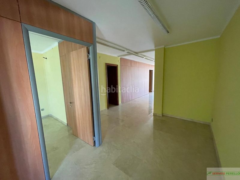 Foto 56e78f5d-c348-4412-9e7c-1c5291e9d73e. Miete büro in Mollerussa