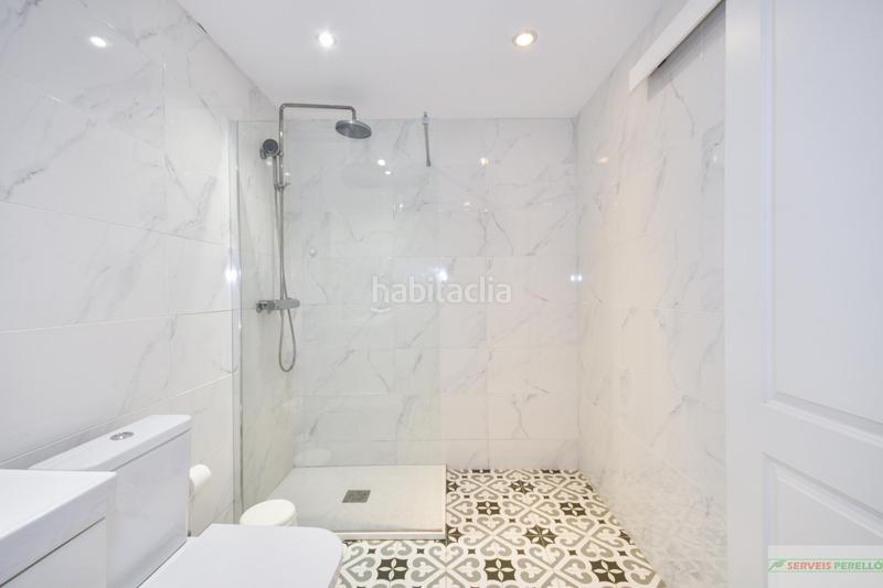 Foto 2737b07a-ff6f-4ef4-9b7a-3f518018672f. Piso  en Sant Antoni Barcelona