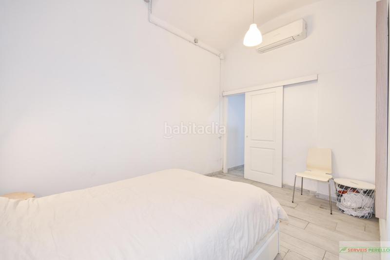 Foto 819ba406-aa49-4f01-86bc-9a033b55e407. Piso  en Sant Antoni Barcelona