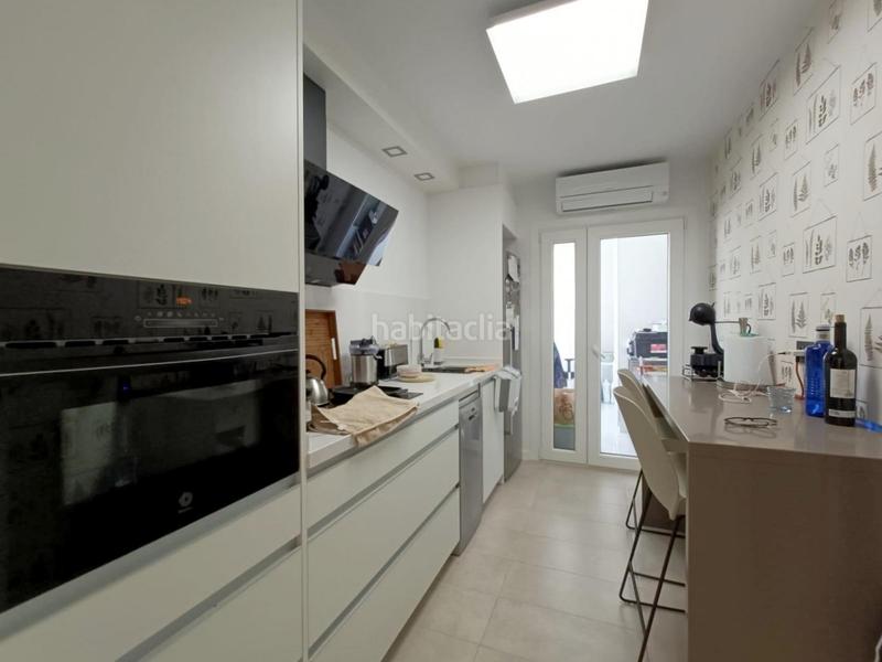 Foto f03d77af-cc5b-4811-8767-b1c8a59affeb. Apartment with heating parking in Pardinyes Lleida