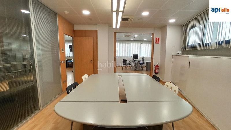 Foto 4247b3a9-90d2-44ec-be06-744c94e2d2be. Bureau dans de llorenç agustí claveria 105 dans Magraners Lleida
