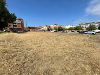 Terreny residencial a 8 de març 43. Exclusiva apiàlia lleida !!!