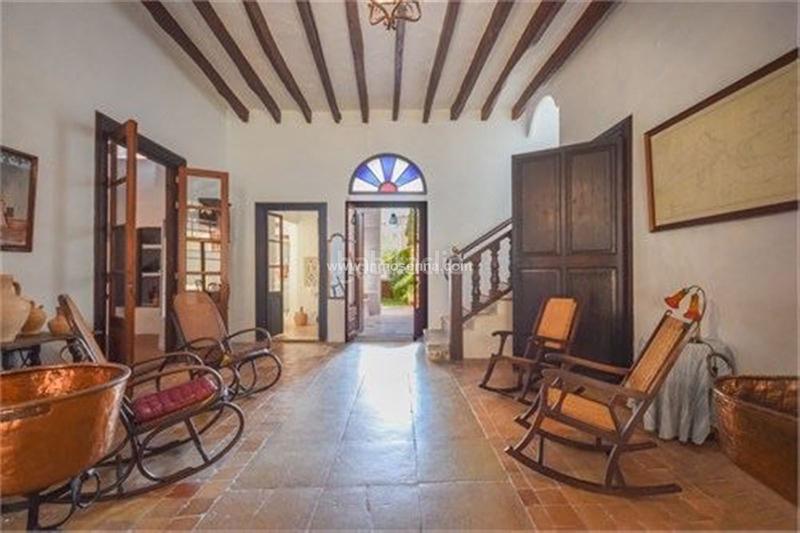 Foto c5ff78f7-cd42-451d-9a5b-fb1f9259dfb4. Casa  señorial de principios de siglo en Son Servera poble Son Servera
