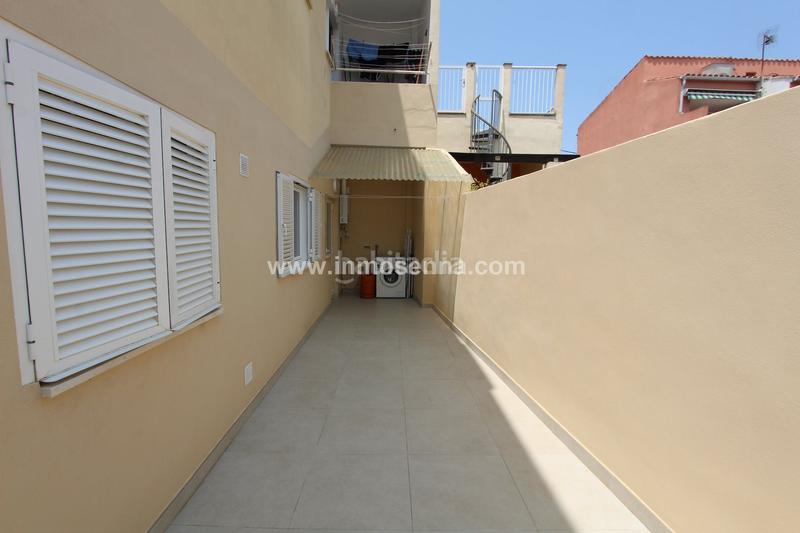 Foto f0e802a5-8f27-4a90-8e21-6a2735d406de. Alquiler planta baja  con terraza de alquiler en el coll den rabassa en Palma de Mallorca