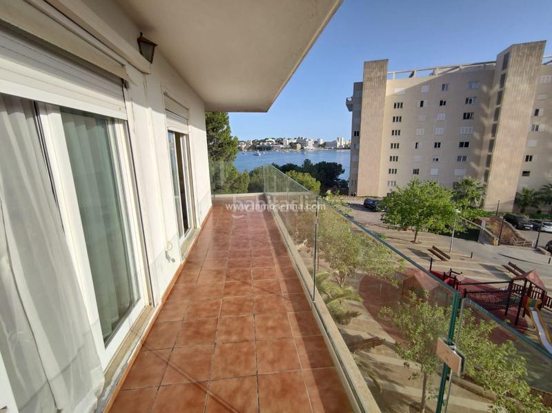 Foto 1c1a2400-ceeb-40f3-80e4-470fc2072665. Flat with heating parking in Palmanova Calvià