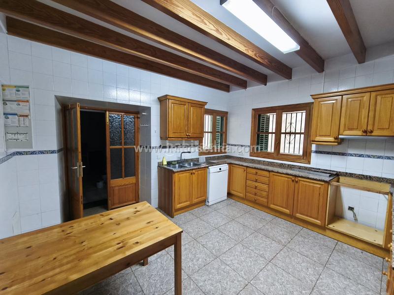 Foto 2d305085-6271-4ef5-a95f-b04a09aacd58. Xalet amb aparcament a Establiments Palma de Mallorca