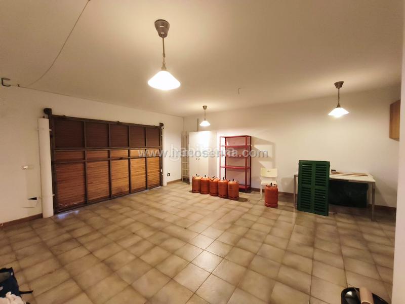 Foto 3ceccf4d-5450-40f5-b722-b2f7e08afc12. Xalet amb aparcament a Establiments Palma de Mallorca