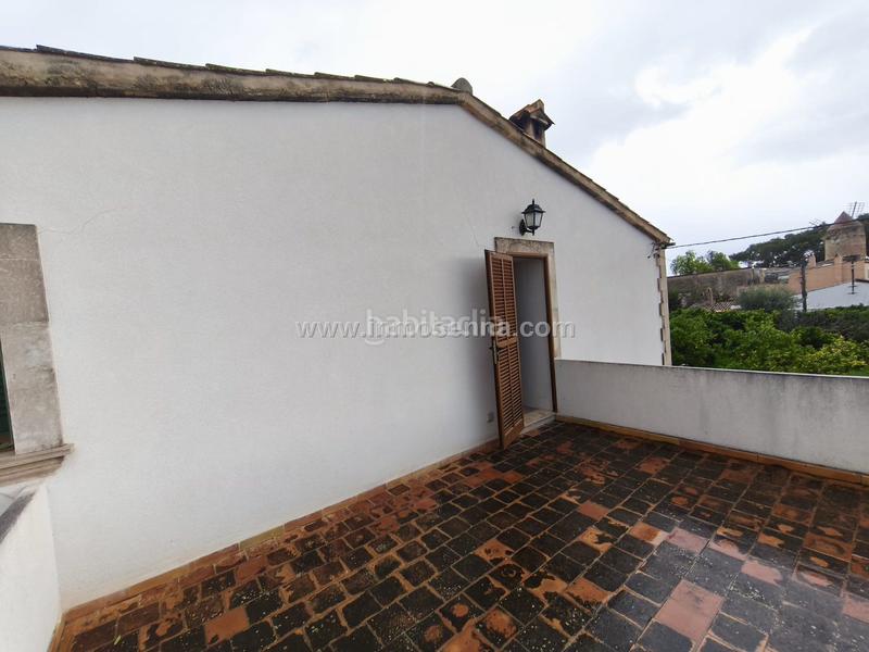 Foto f91cf28c-0005-4dbd-a419-4ecd7f6a8d98. Xalet amb aparcament a Establiments Palma de Mallorca