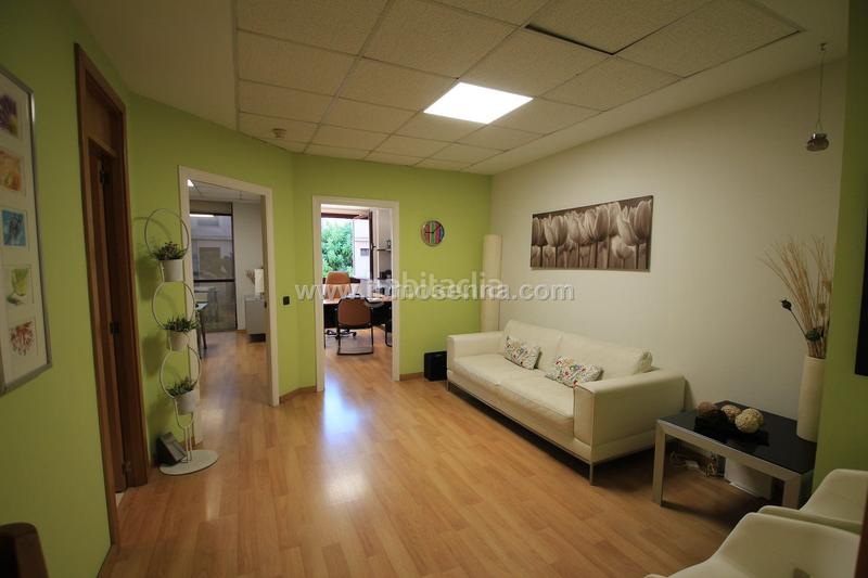 Foto c326a86b-aeeb-4a16-8180-0f4ed835fcea. Office space in Es Camp Redó Palma de Mallorca