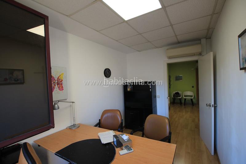 Foto f68d0826-b171-4b52-bed6-99c264f0c3b0. Office space in Es Camp Redó Palma de Mallorca