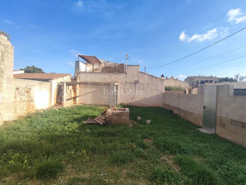 Foto b7ad5db8-177a-4ffb-b4af-98983d9889b4. Finca rústica solar urbano en Binissalem