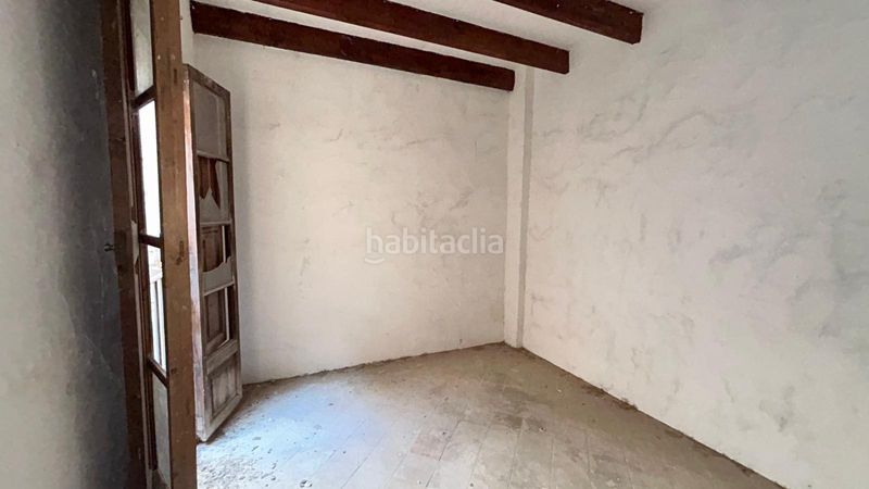 Foto e08b0f9a-2784-42cf-8d9a-1399aa93288b. Edifici a Sant Jaume Palma de Mallorca