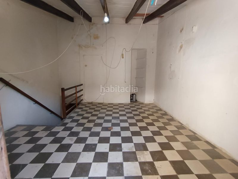 Foto b9834c58-c990-42fd-ba24-f93fcc7c2130. Casa amb aparcament a Binissalem