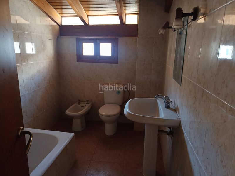 Foto d470a100-38c1-45d1-839a-8711cd4e786f. Casa amb aparcament a Binissalem