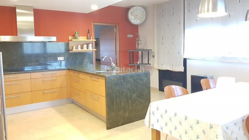 Foto 30dbdfa2-39bc-48f8-9613-176669e28650. Haus mit heizung parking in Castellnou de Bages