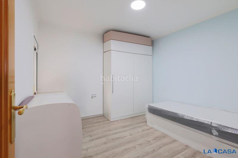 Foto fda04914-2aed-4061-b932-bb55211fad04. Flat with heating in Sant Crist Badalona