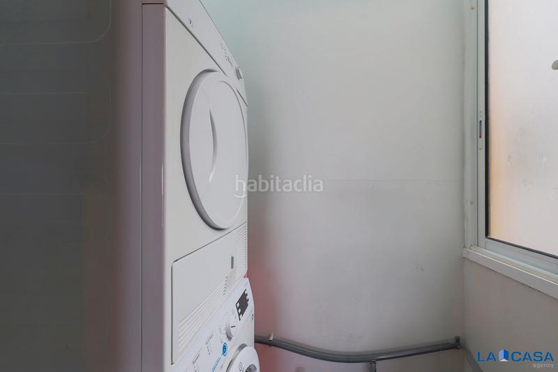 Foto 523baf80-aa0a-424a-b399-ff3cbfef9175. Pis a Sant Crist Badalona