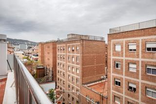 Attique  Avinguda de madrid