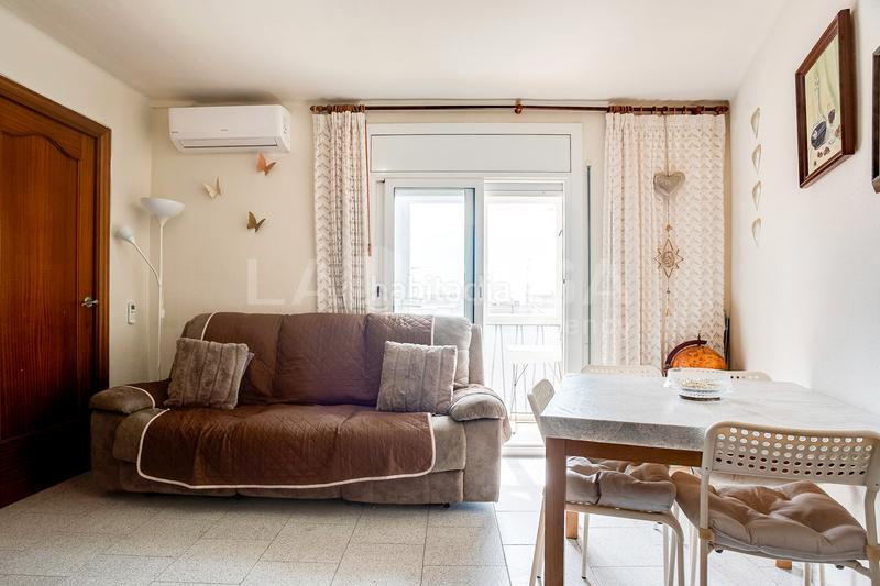 Foto 2887b5a3-2214-4bca-9a12-7a79820f13ee. Appartement avec chauffage dans Prosperitat Barcelona
