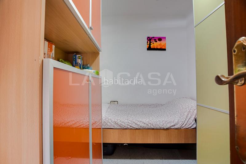 Foto 675105d5-28ee-4f11-9e21-b4ac5509a344. Piso en Prosperitat Barcelona
