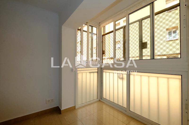 Foto a2159a7e-3436-48ef-b043-bdac86808e66. Piso en Trinitat Nova Barcelona
