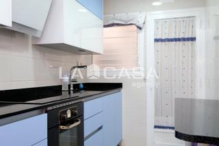 Etagenwohnung  Plaça de la república. ?? amplio piso reformado de 3 habitaciones – ¡ideal para familia