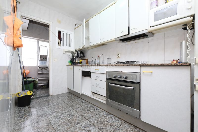 Foto 12d0b49a-a01c-40d2-8e35-8b9dbb5d67bf. Pis amb calefacció a Prosperitat Barcelona