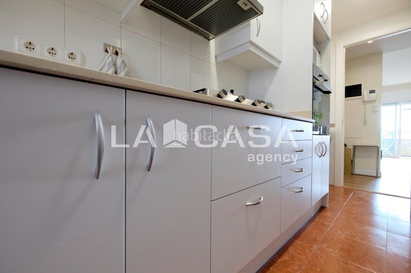 Foto d537f083-98a6-48f1-8abd-2225d913a292. Appartamento con riscaldamento in Roquetes Barcelona