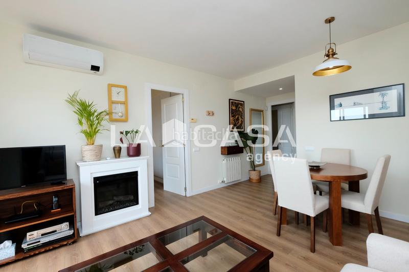 Foto e9cc1596-e8d8-4ca1-adae-340839148f8b. Appartamento con riscaldamento in Roquetes Barcelona