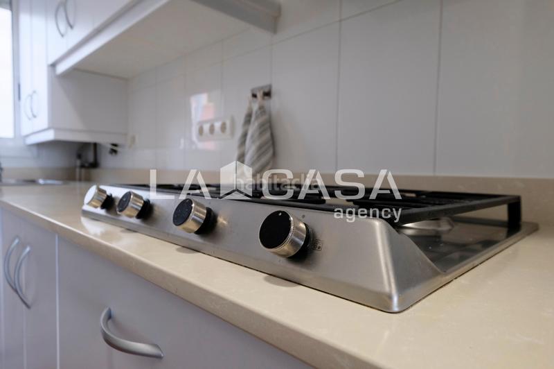 Foto e3fe9fff-9dbf-4c9a-8b2d-ae203e6f5f1e. Flat with heating in Roquetes Barcelona