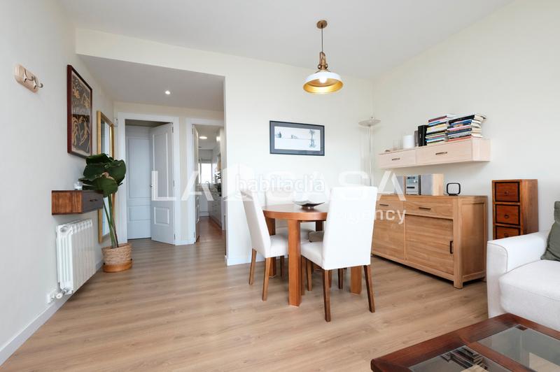 Foto ebb9b54d-99c3-4d50-afd5-48c1ef602030. Flat with heating in Roquetes Barcelona