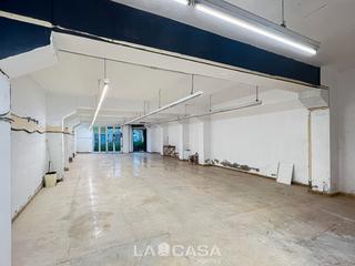 Locale commerciale  Avinguda de catalunya